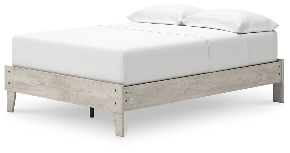 Shawburn Full Platform Bed with Dresser and Nightstand